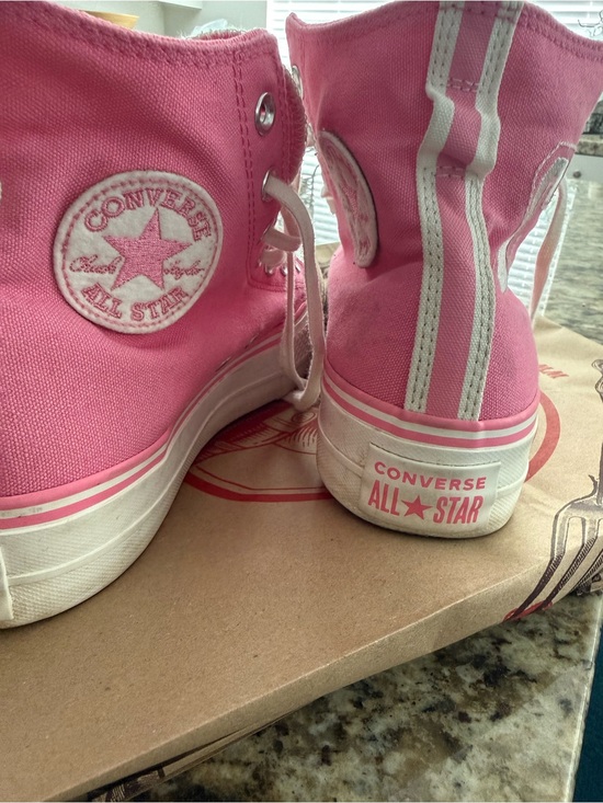 Converse Shoes - Converse Chuck Taylor All Star High Top Pink Canvas Sneakers Women’s 8.5